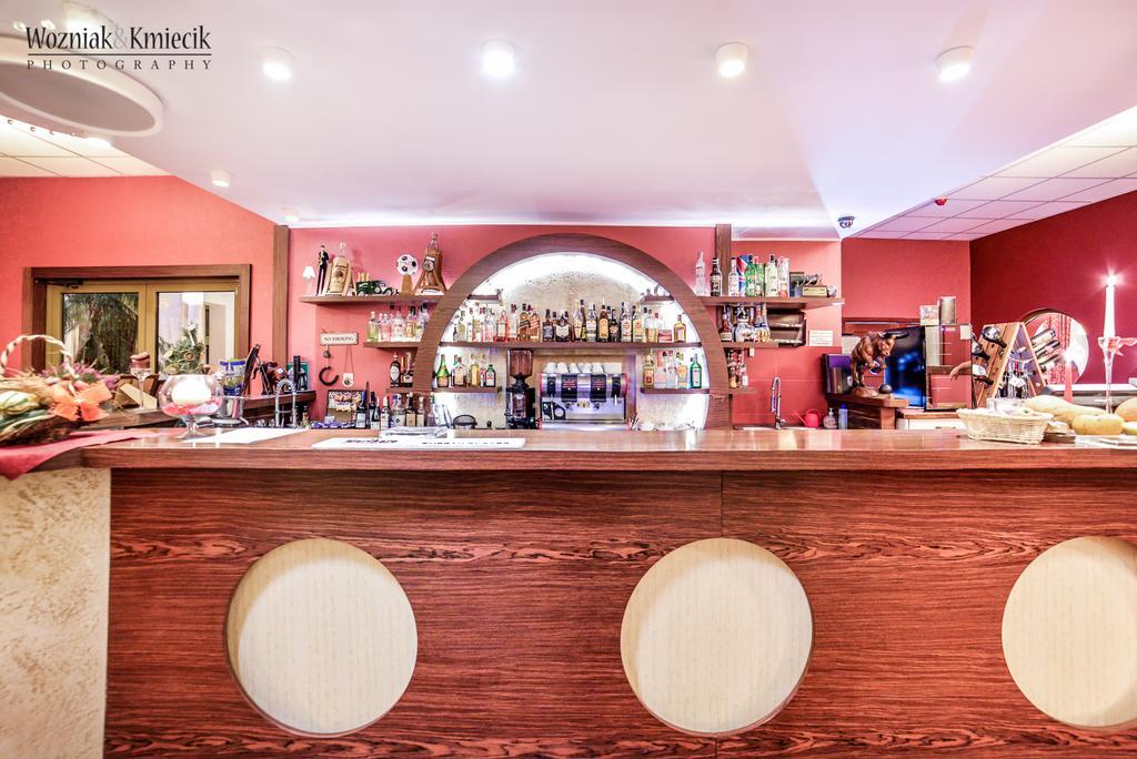 Hotel I Restauracja Złoty Las Екстериор снимка