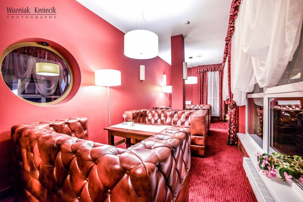 Hotel I Restauracja Złoty Las Екстериор снимка