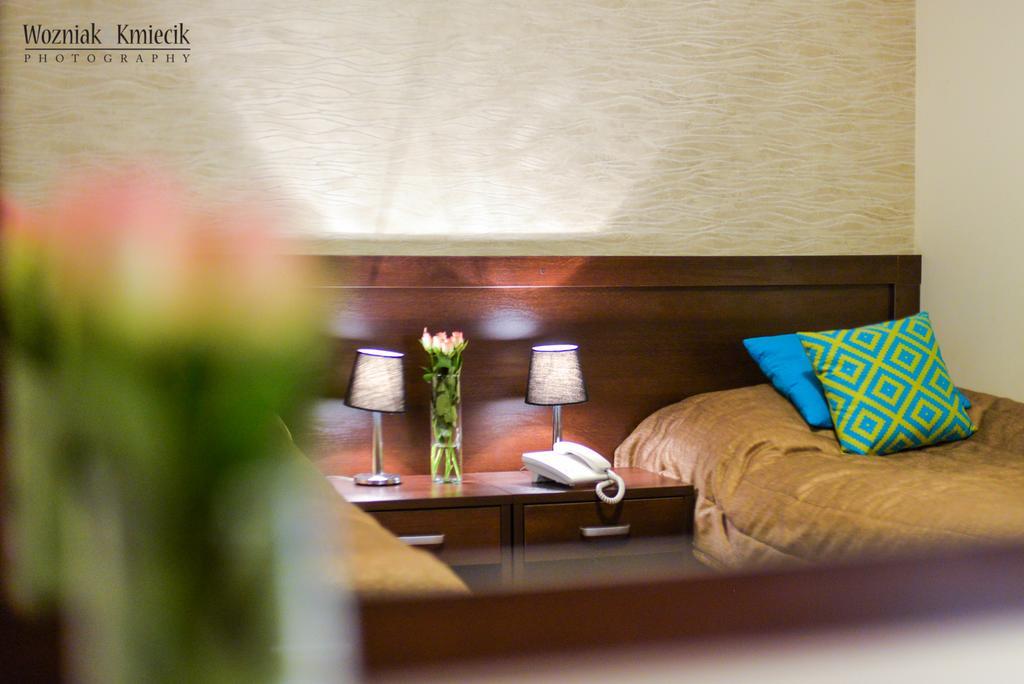 Hotel I Restauracja Złoty Las Екстериор снимка