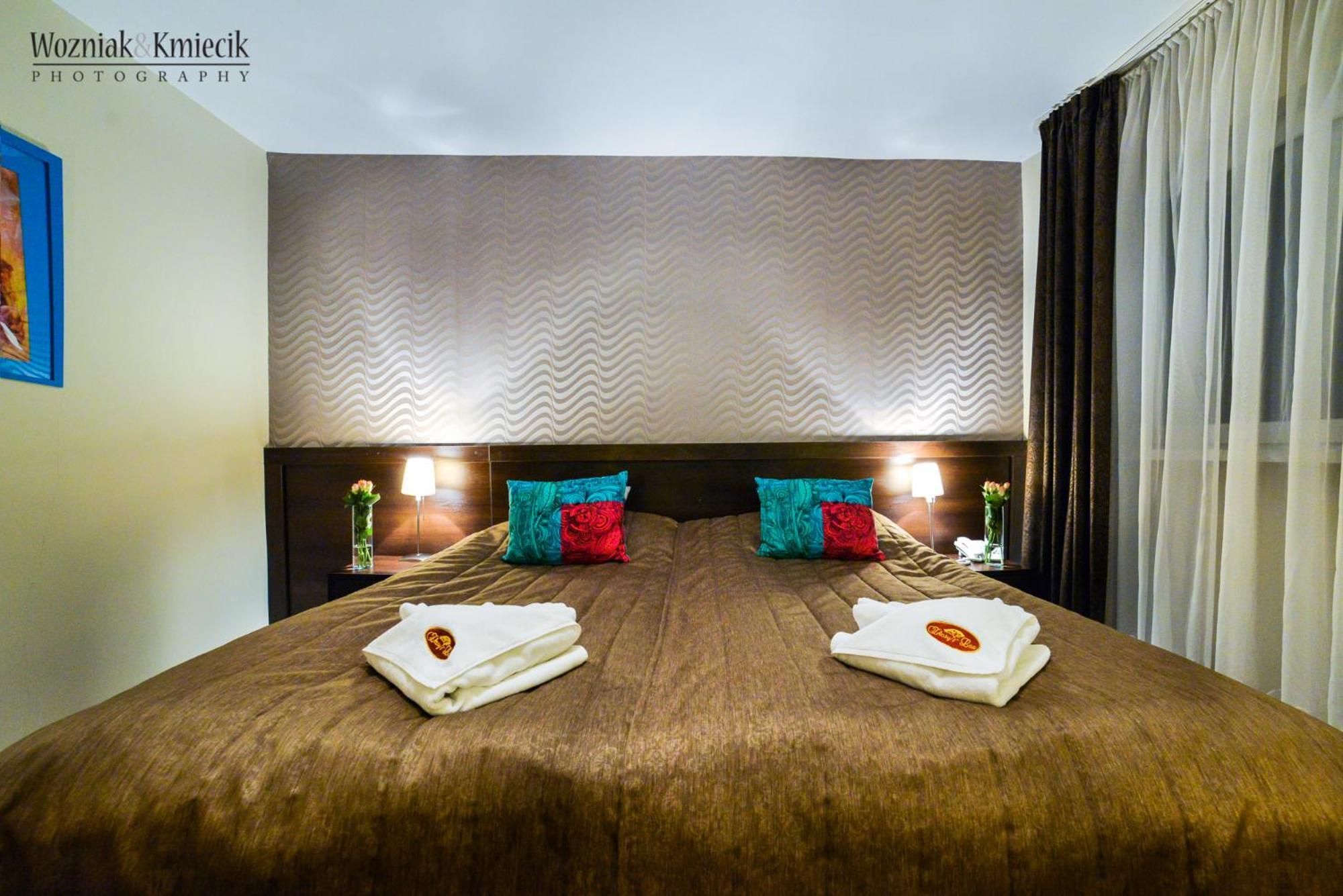 Hotel I Restauracja Złoty Las Екстериор снимка